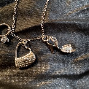 Lia Sophia fashion necklace